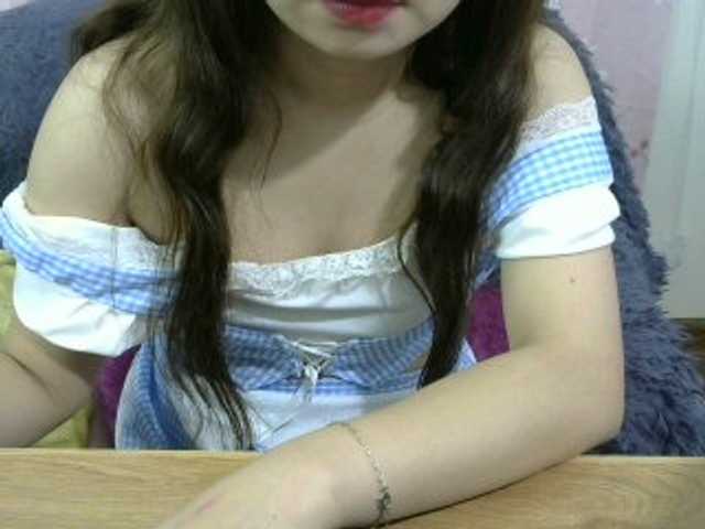 Live sex webcam photo for DEW-SWEET #260309224