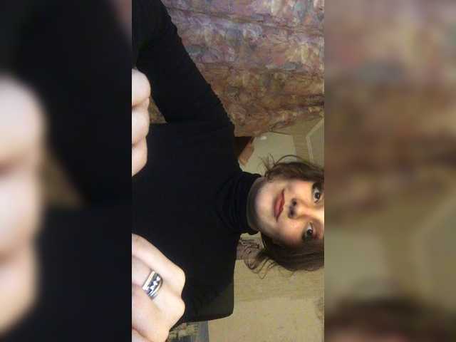 Live sex webcam photo for Julietta-1 #245224995