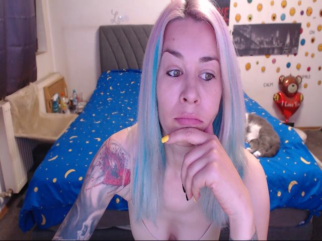 Live sex webcam photo for Directgirl #254426445