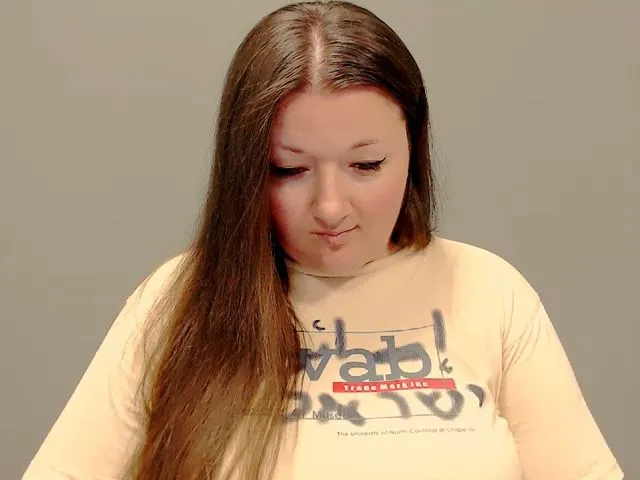 Live sex webcam photo for LeaLexis_ #265520048