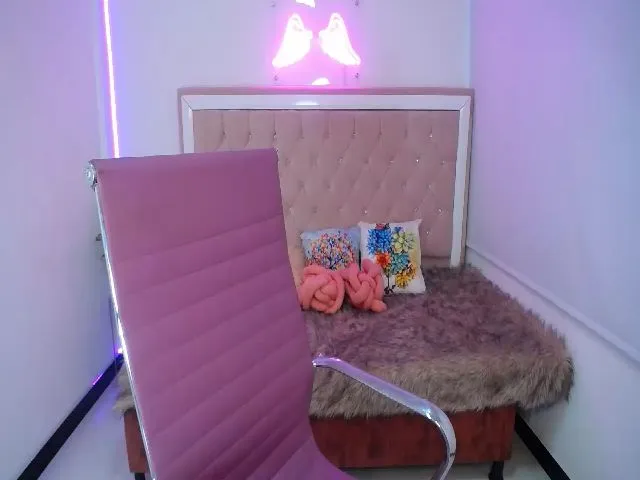 Live sex webcam photo for Ani_paris #262130066