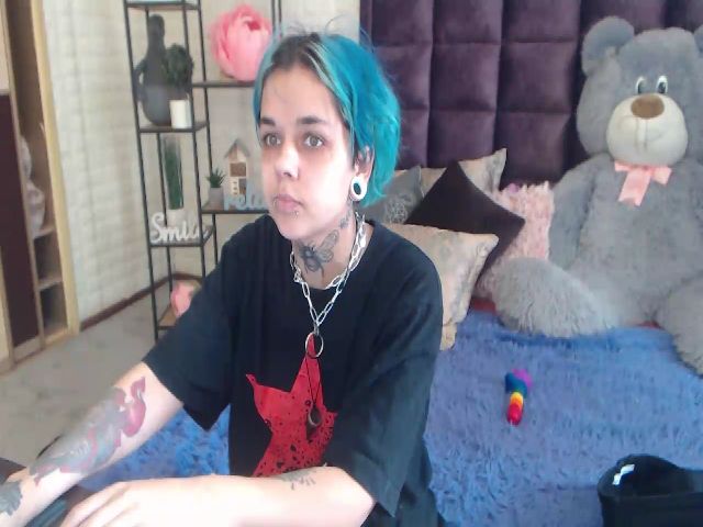 Live sex webcam photo for DarkElf_ #256292484