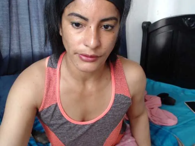 Live sex webcam photo for KattleyaGrey #246589337