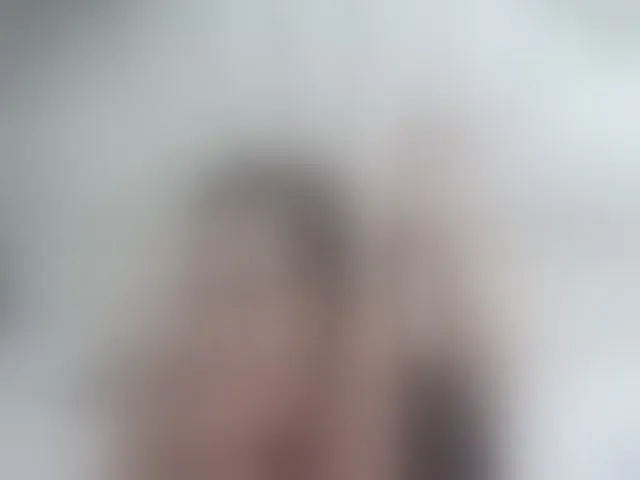 Live sex webcam photo for SoffyyHot #262839100