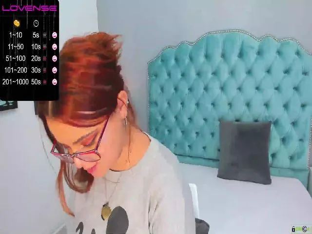 Live sex webcam photo for Esmeralda_R #256495918