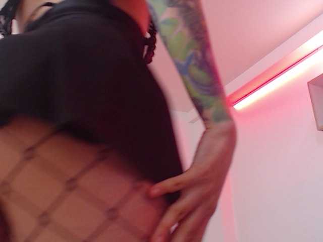 Live sex webcam photo for mermaid-princ #241365405