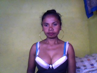 Live sex webcam photo for cheri-coco #240603722