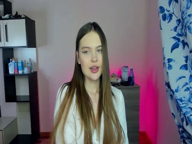 Live sex webcam photo for Daisymarly #265239475