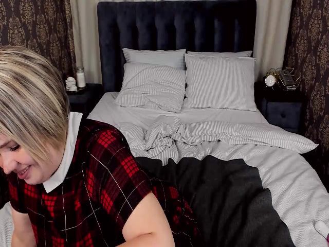 Live sex webcam photo for KimBams #257295667