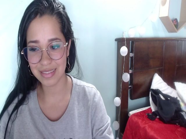 Live sex webcam photo for Gina_reid #260004753