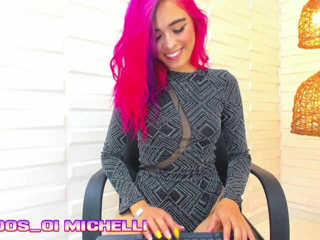 Live sex webcam photo for MichelleRosse #265507967