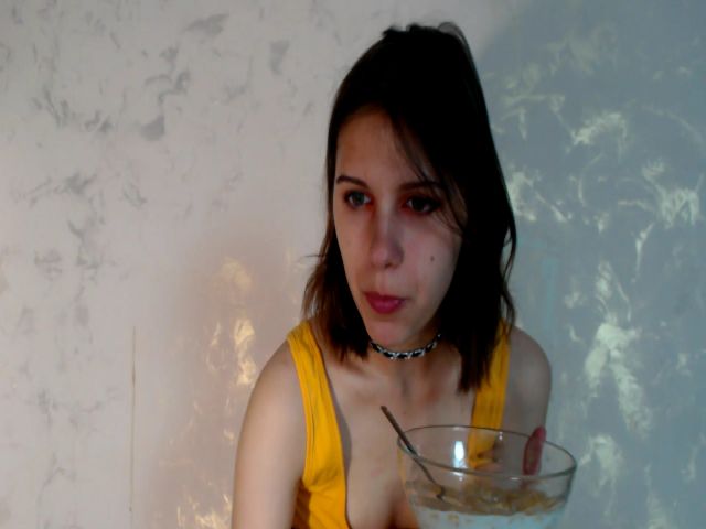Live sex webcam photo for HISOKAMORROW_ #262451337