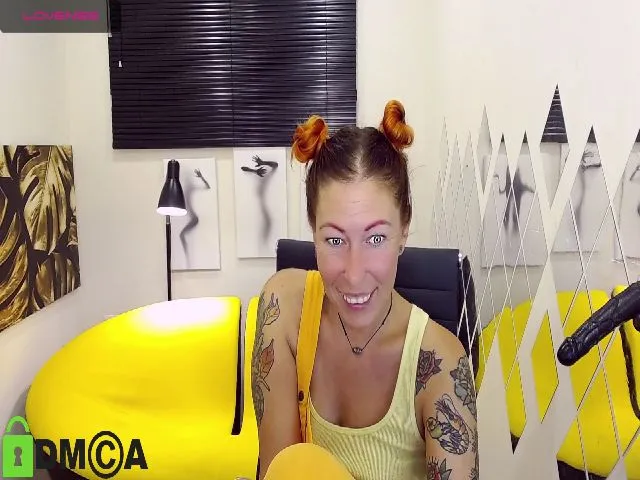 Live sex webcam photo for MarvelousLilu #262693840