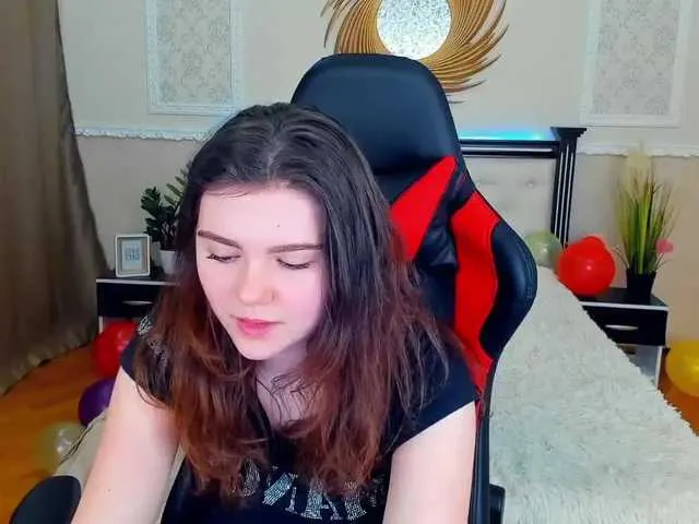 Live sex webcam photo for EliRoks #241275031