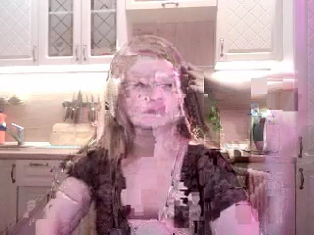 Live sex webcam photo for JaneGrey111 #262239654