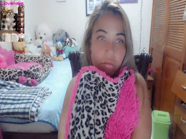 Live sex webcam photo for Meganhill_ #252901499