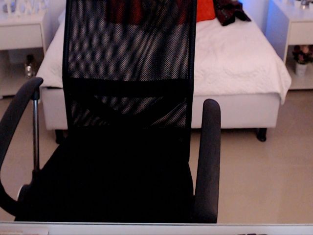 Live sex webcam photo for Antonella_lpz #261614870