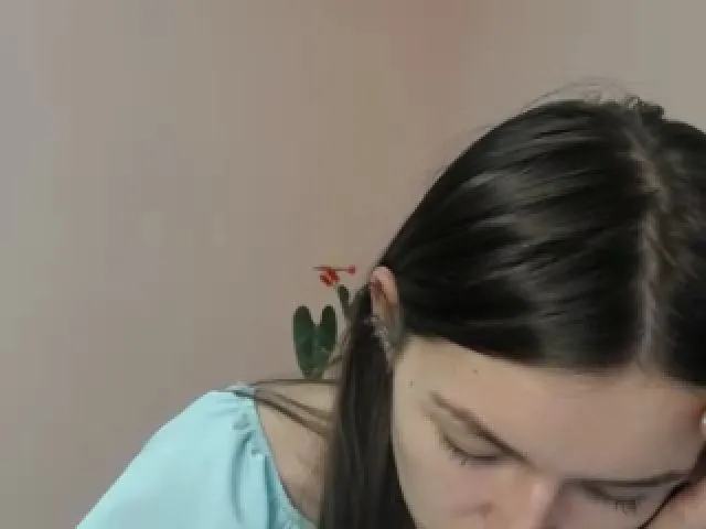 Live sex webcam photo for SohoBabby #262381442