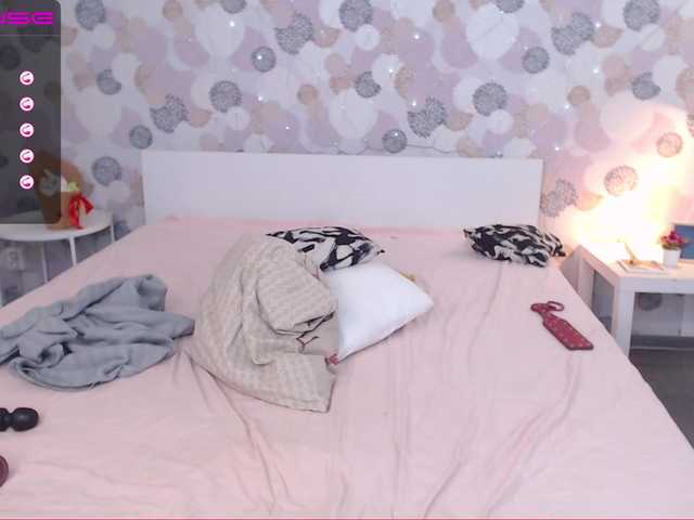 Live sex webcam photo for LynCollinsX #251459621