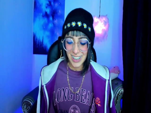 Live sex webcam photo for Angelsiinner #264278673