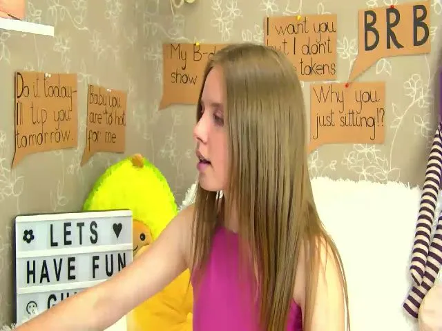 Live sex webcam photo for CaNaDaDi #255262063