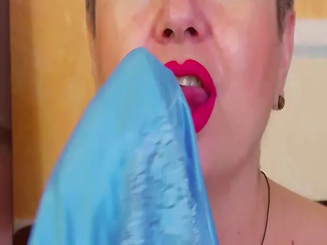 Live sex webcam photo for LADY__POSH #254391838