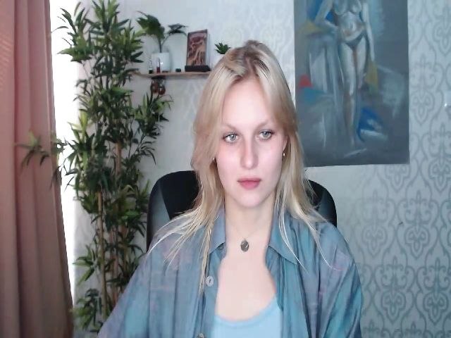 Live sex webcam photo for Dorina_xX #255660792