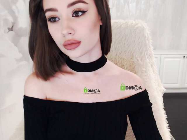 Live sex webcam photo for AnnaDaisy1 #247033603