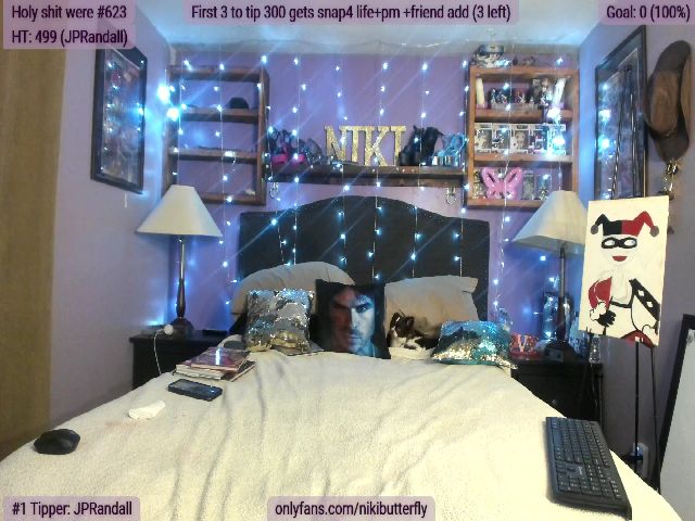 Live sex webcam photo for Nikibutterfly #261894788