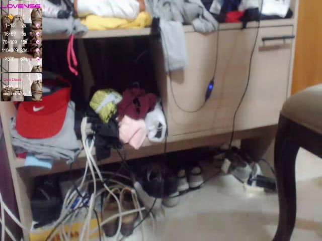 Live sex webcam photo for Meganhill_ #256387880