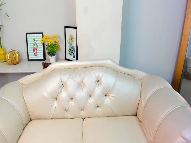 Live sex webcam photo for Eva_Watson #258871708