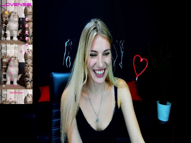 Live sex webcam photo for LiliManchest #262723411