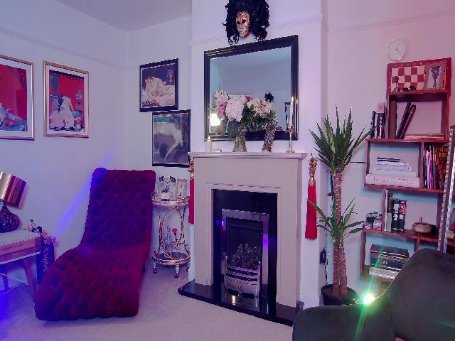 Live sex webcam photo for AgentTease #260281091