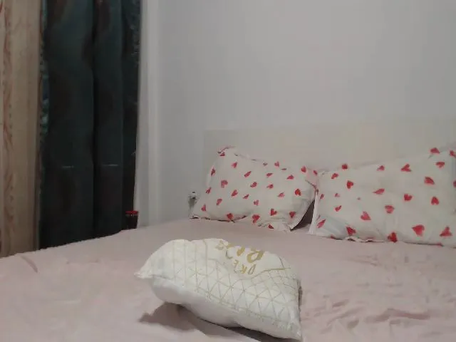 Live sex webcam photo for Karinmcqueen #254284868