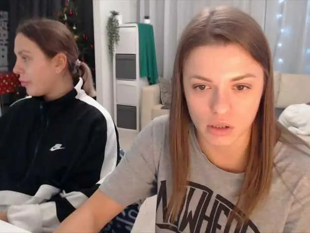 Live sex webcam photo for BugaGirls #240895293