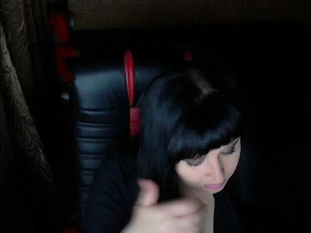 Live sex webcam photo for Liya1663 #242751878