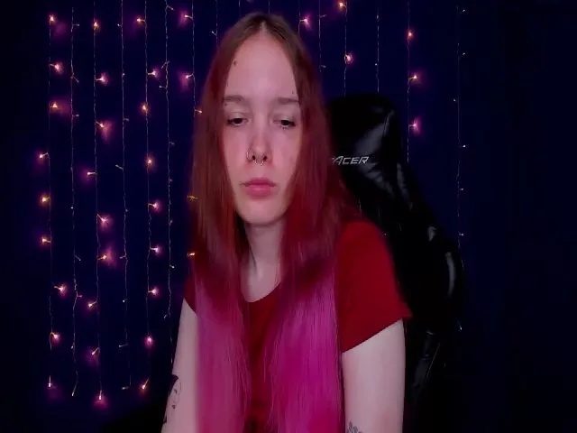 Live sex webcam photo for JaneNichols #253267375