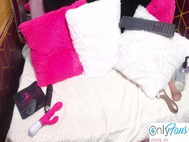 Live sex webcam photo for analia_lexx #263667766