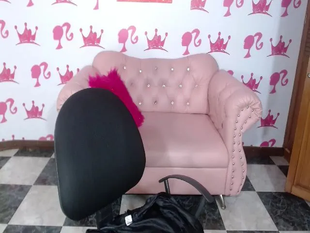 Live sex webcam photo for Naughtty_Doll #256006772