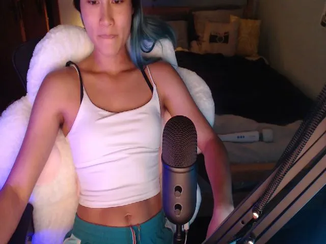 Live sex webcam photo for violishh #264089840