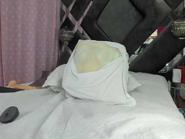 Live sex webcam photo for Violeta_aroca #287856023