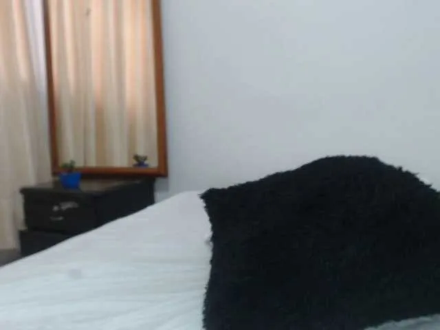Live sex webcam photo for ThamaraFranc #242811279