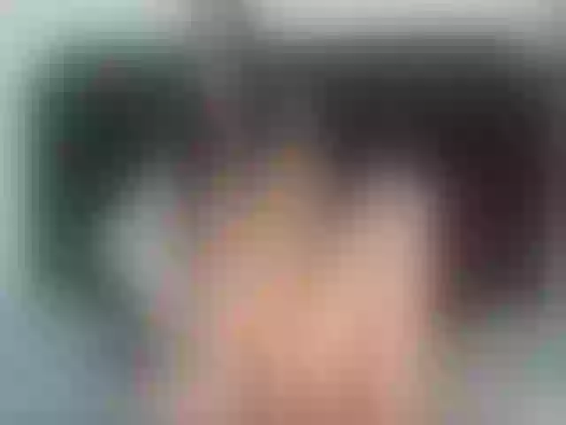 Live sex webcam photo for YoursLauren #257457473