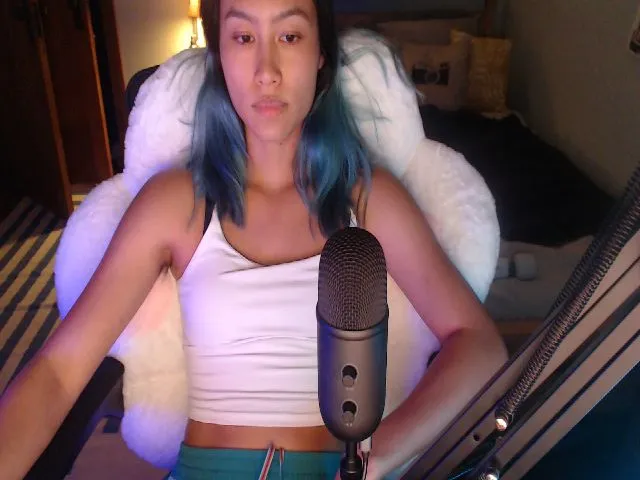 Live sex webcam photo for violishh #264085142