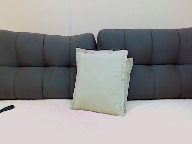 Live sex webcam photo for LianaSteff #255898455