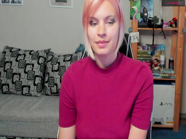 Live sex webcam photo for Sky_Drag0n #254403403