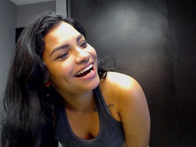 Live sex webcam photo for lolaastars1 #241008044