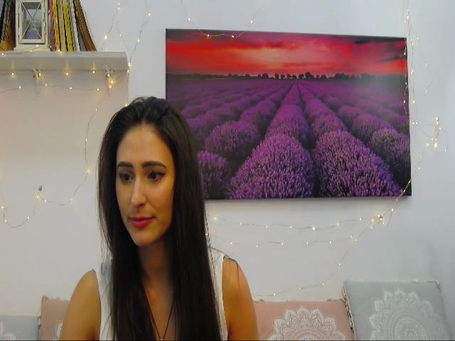 Live sex webcam photo for MaraW #257157589