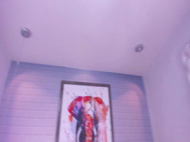 Live sex webcam photo for KervelinRoger #255528781