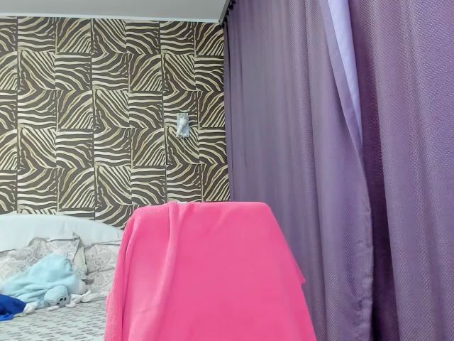 Live sex webcam photo for Blondyhotxx #253714238